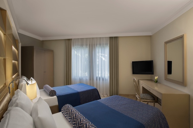 Paloma Renaissance Antalya Beach Resort&SPA