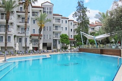 Sentido Marina Suites