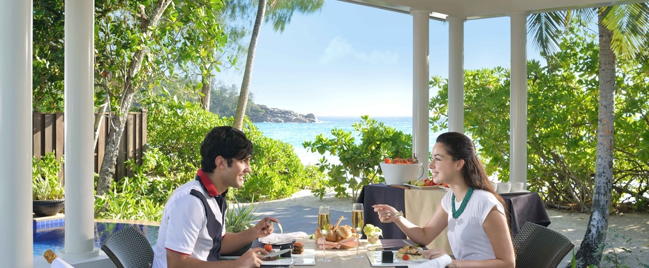 In-Villa Dining
