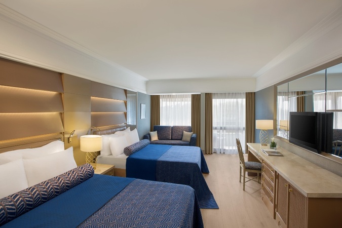 Paloma Renaissance Antalya Beach Resort&SPA