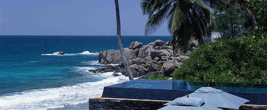 Pool Bar